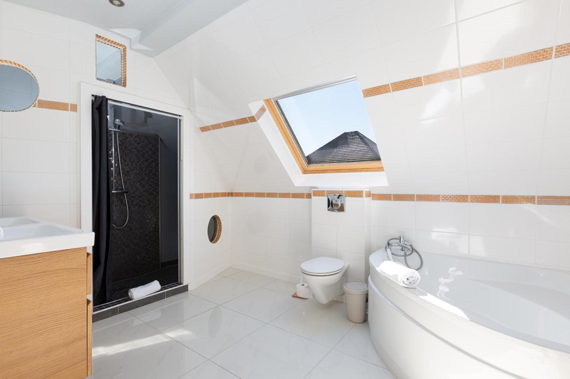 Gites Spa Strasbourg - Villa Cerf - Spa Prive, Sauna, Borne D'Arcade, Babyfoot Ittenheim Экстерьер фото